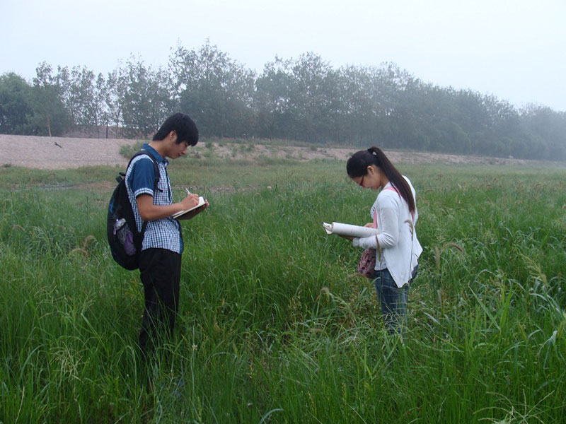 7��14�������u�r(n��ng)�I(y��)��W(xu��)������B(t��i)����(m��ng)֮�(du��)���������u�а�ɳ�ӝ�أ��ۖ|�Σ���(du��)ֲ��N����w���M(j��n)�ЬF(xi��n)���о���