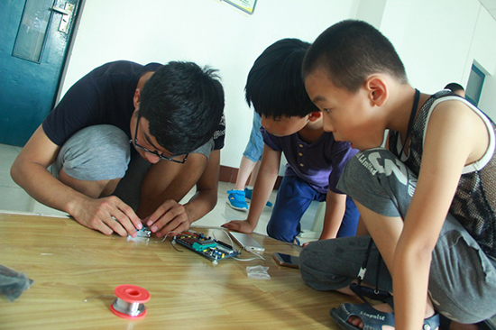 �Ї�(gu��)ʯ�ʹ�W(xu��)���A�|������(m��ng)֮�������̈F(tu��n)��ɽ�|ʡ�S�u��(j��ng)��(j��)�_�l(f��)�^(q��)ᘌ�(du��)���(l��i)��(w��)���ˆT��Ů�����؃�ͯ�_չ������(d��ng)�����H�_�O(sh��)�Z(y��)��(sh��)���n�̽̌W(xu��)��߀�_չҕ�l�̌W(xu��)��ħ�g(sh��)��ħ�����L�����dȤ��n�̡� (3)