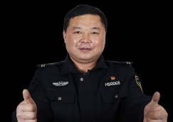 全國人大代表、黃山“守松人”